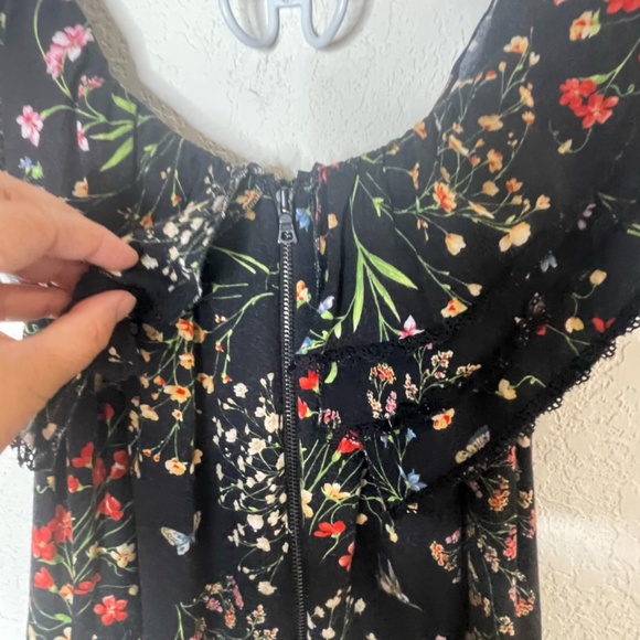 Alice + Olivia Cherri Off The Shoulder Floral Black/Multicolor Maxi Dress Size 6 - Picture 7 of 15